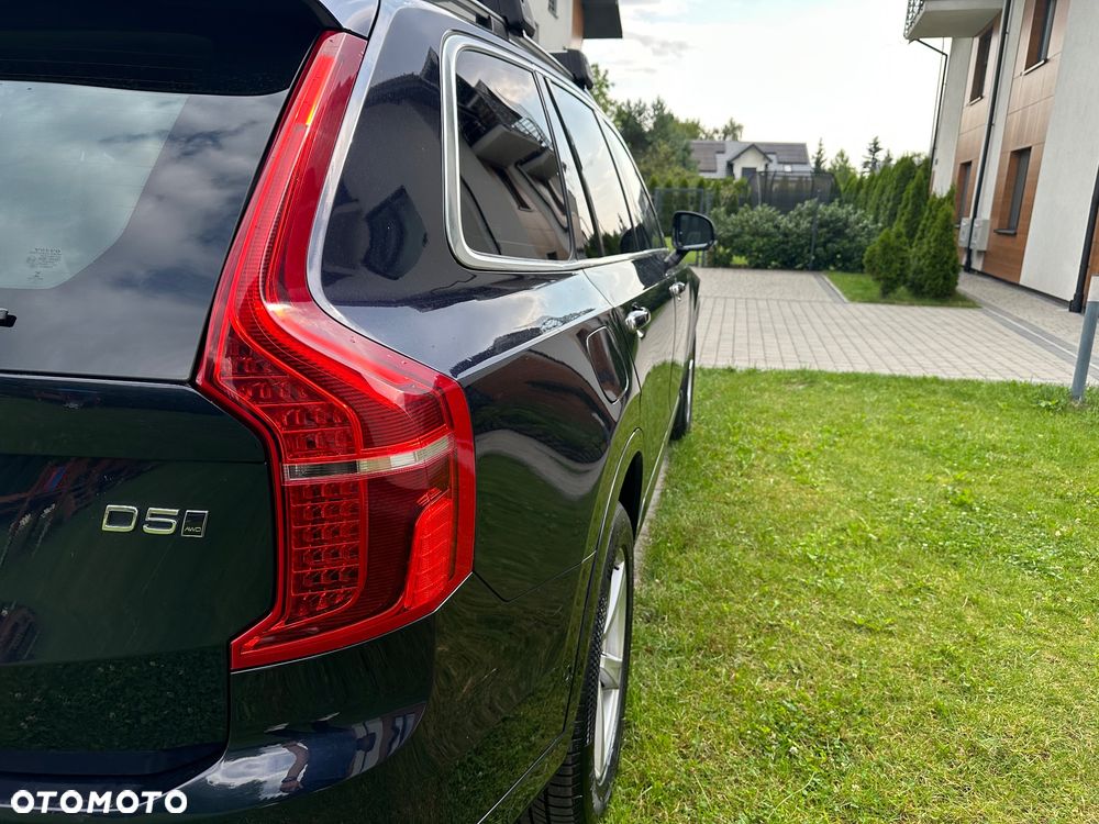 Volvo XC 90 D5 AWD Momentum - 24