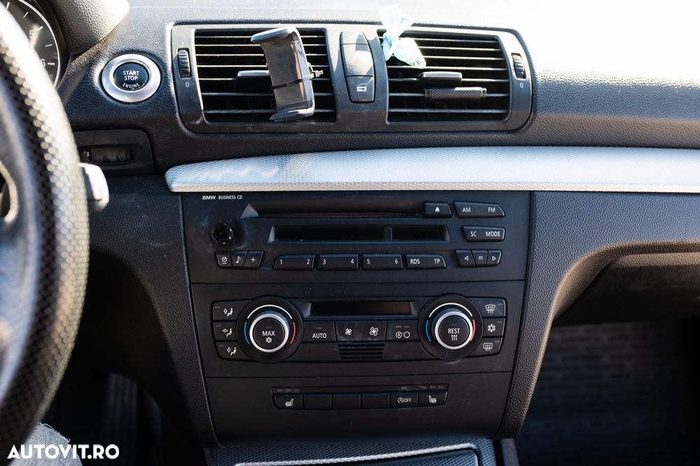 BMW Seria 1 116i - 11