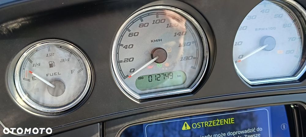 Harley-Davidson Touring Street Glide - 33