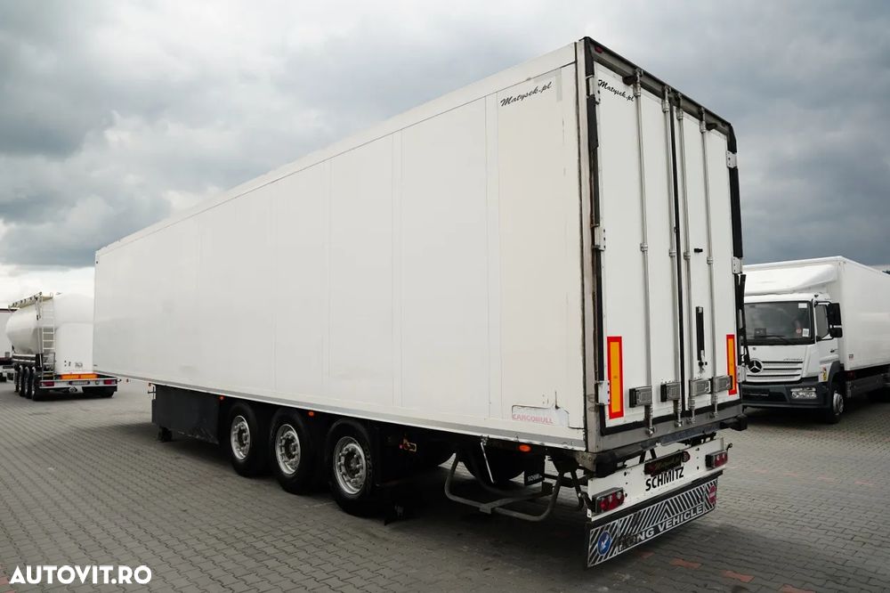 Schmitz Cargobull / REFRIGERAT / UNITATE THERMO KING SL-200 E / AXĂ RIDICATĂ / AXE SAF / - - 4