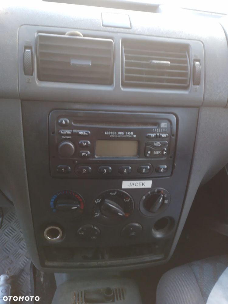 FORD TOURNEO CONNECT 2002-2006 1.8 TDCI  ZDERZAK PRZÓD PRZEDNI    P1 - 18
