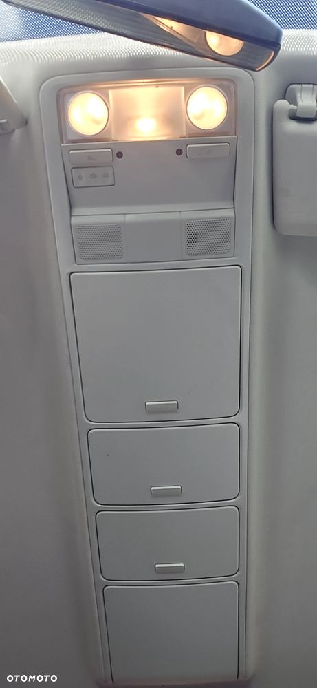 Volkswagen Golf - 21