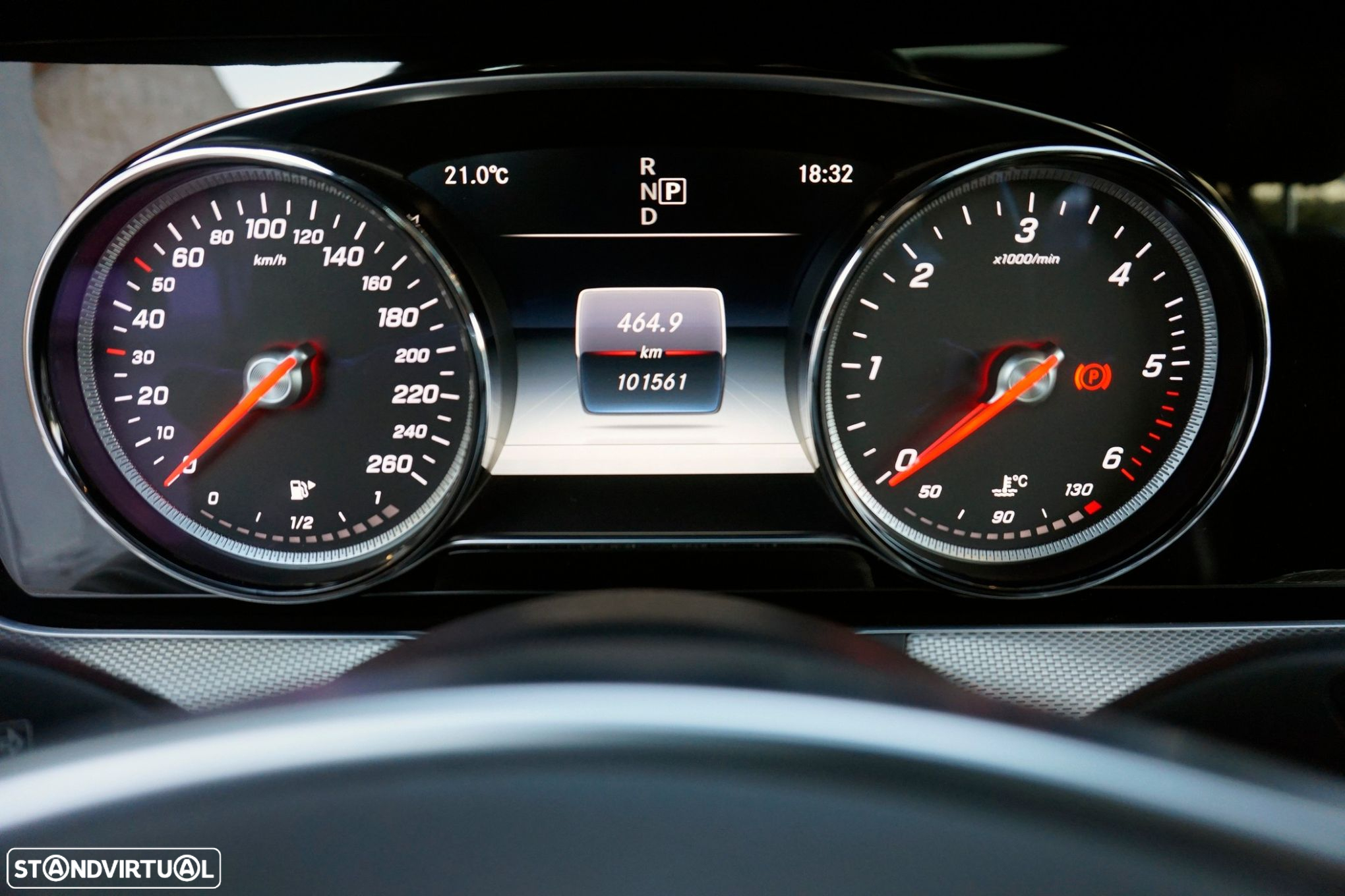 Mercedes-Benz E 220 d AMG designo - 18