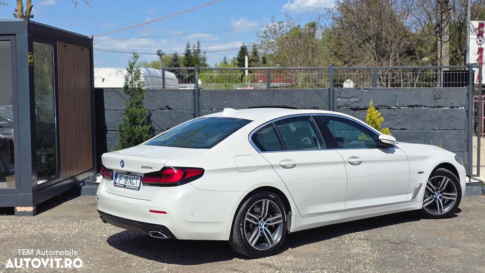 BMW Seria 5 530e Aut. Luxury Line - 4