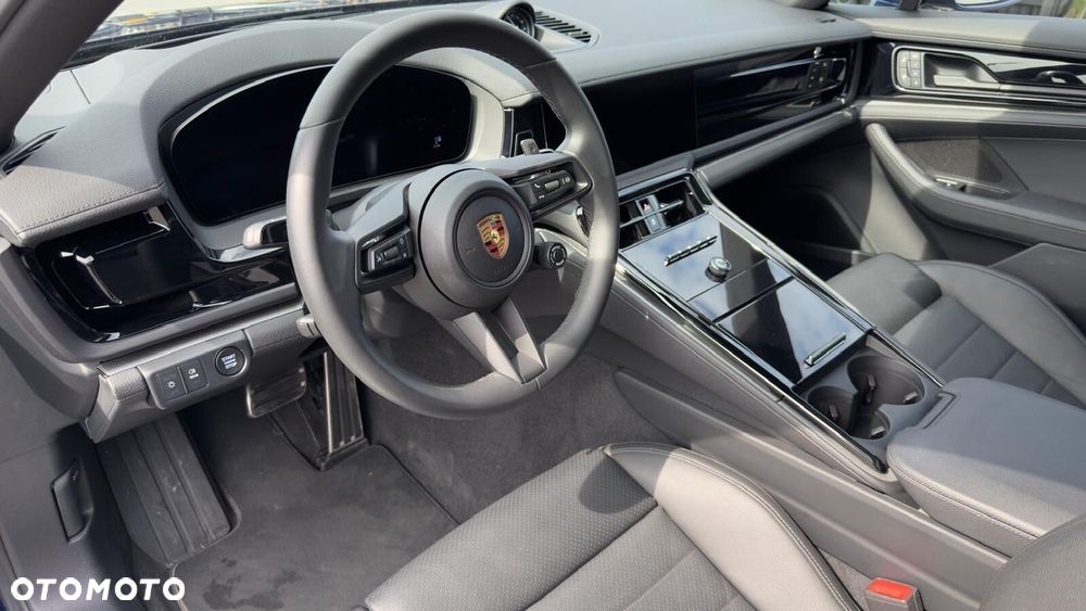 Porsche Panamera 4 E-Hybrid PHEV - 10