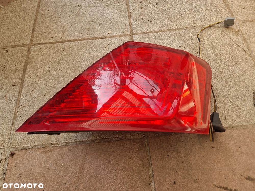 Ford Taurus Tylna Lampa 2015 - 3