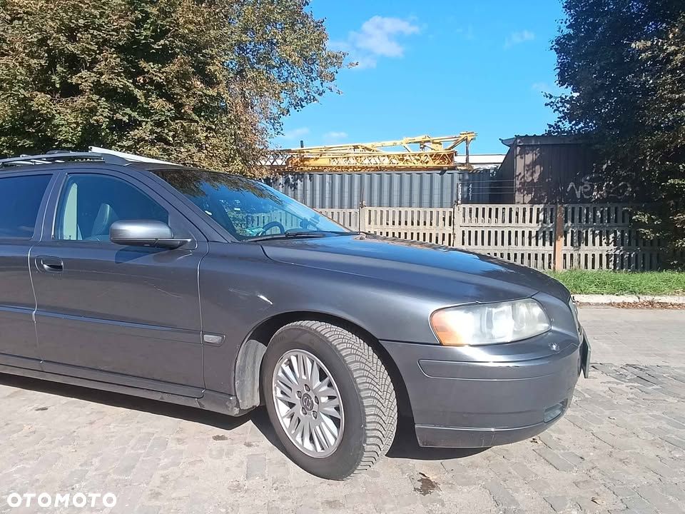 Volvo V70 2.4 Momentum - 2