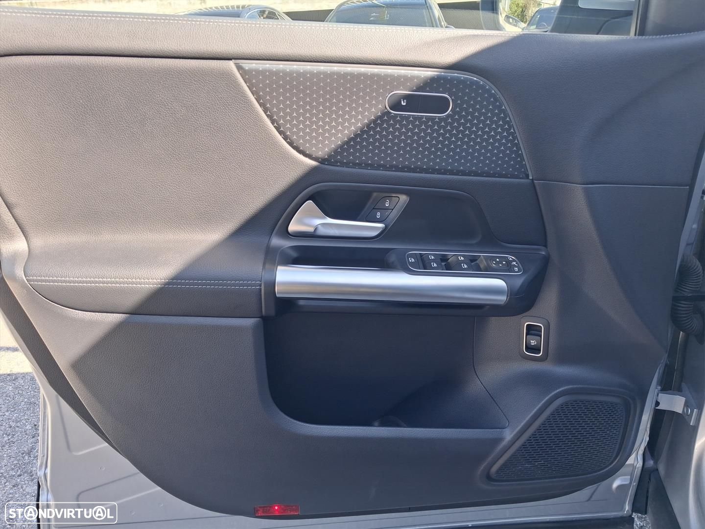 Mercedes-Benz EQA 250+ Progressive - 8