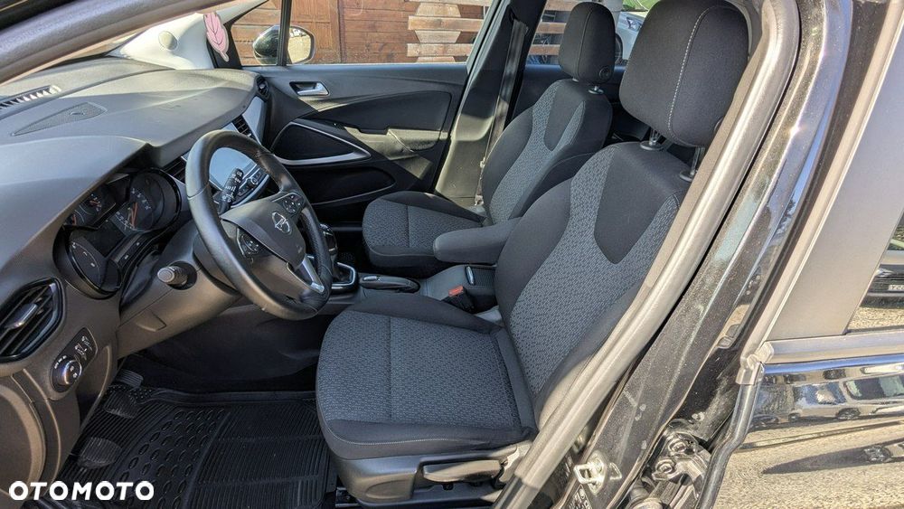 Opel Crossland X - 10