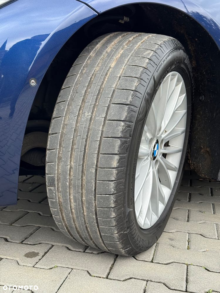 BMW Seria 3 320d Touring xDrive Luxury Line - 34