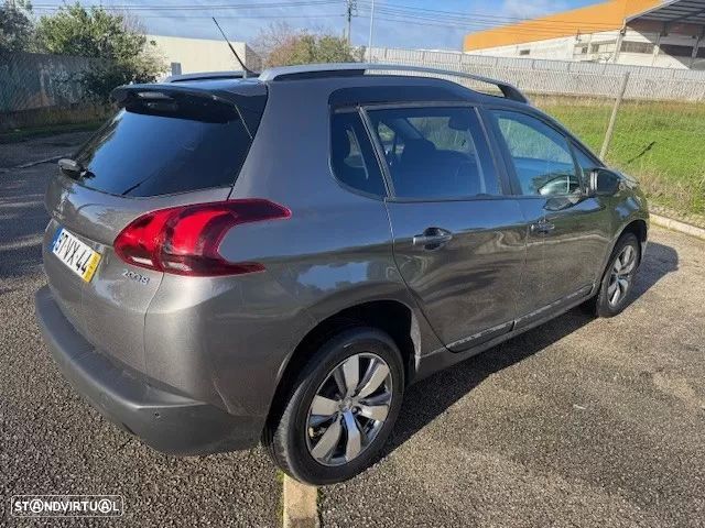 Peugeot 2008 1.5 BlueHDi Style - 6