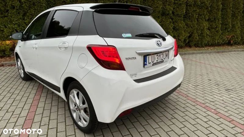 Toyota Yaris - 13