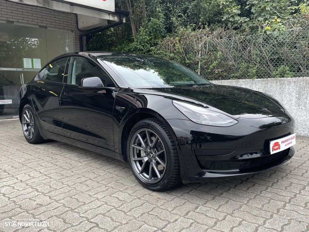 Tesla Model 3 Standard Range Plus RWD - 4