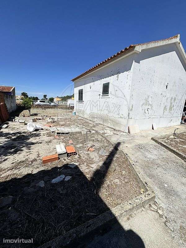 Moradia T1 para venda - Grande imagem: 2/8