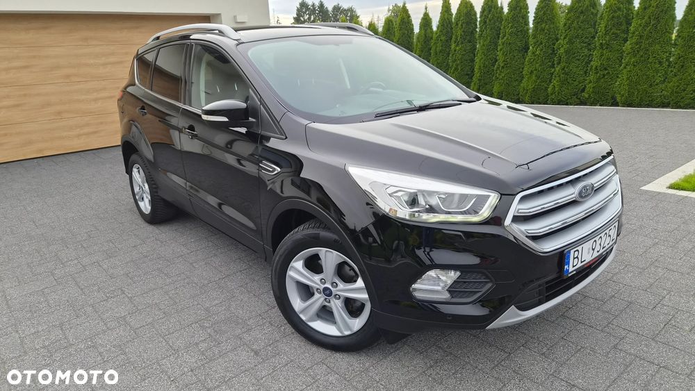 Ford Kuga 1.5 EcoBoost 2x4 Titanium - 24