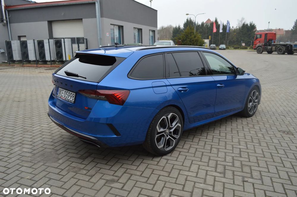 Skoda Octavia 2.0 TDI 4x4 Sportline DSG - 9