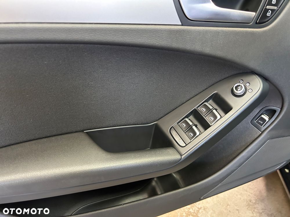 Audi A4 Limousine 2.0 TDI DPF Ambiente - 16