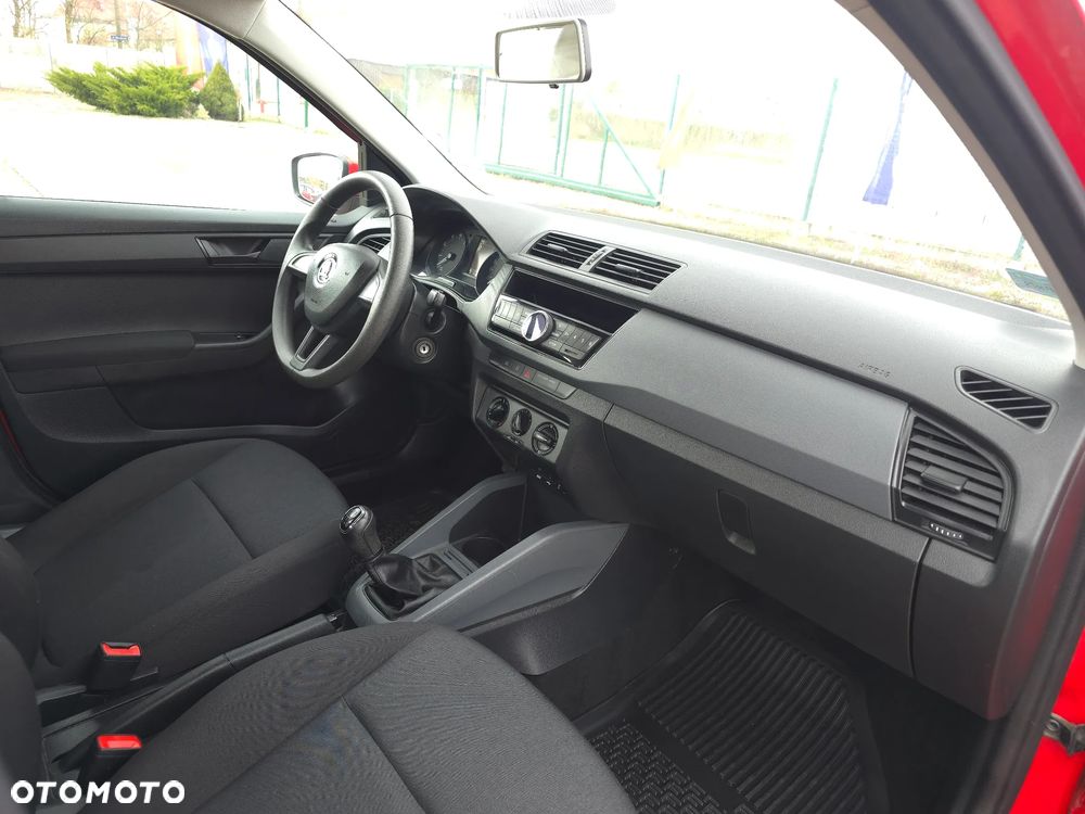 Skoda Fabia - 15
