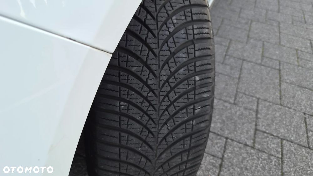 Ford Focus 1.0 EcoBoost Titanium - 33
