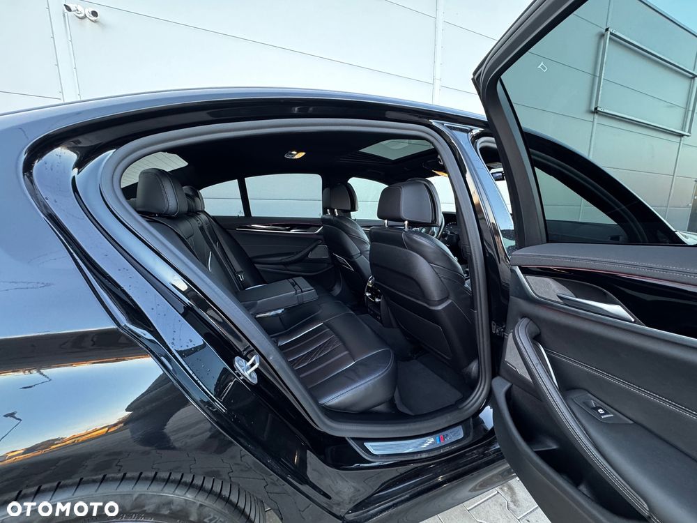 BMW Seria 5 520d xDrive M Sport sport - 25