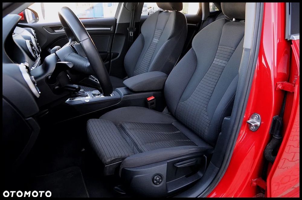 Audi A3 Limousine 35 TDI S tronic S line - 29