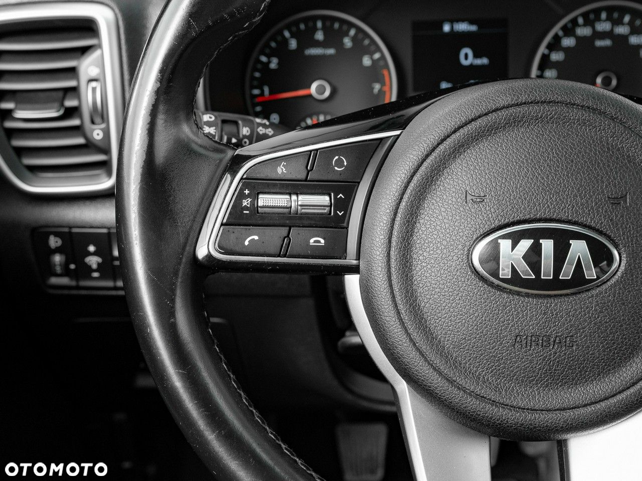 Kia Sportage - 17