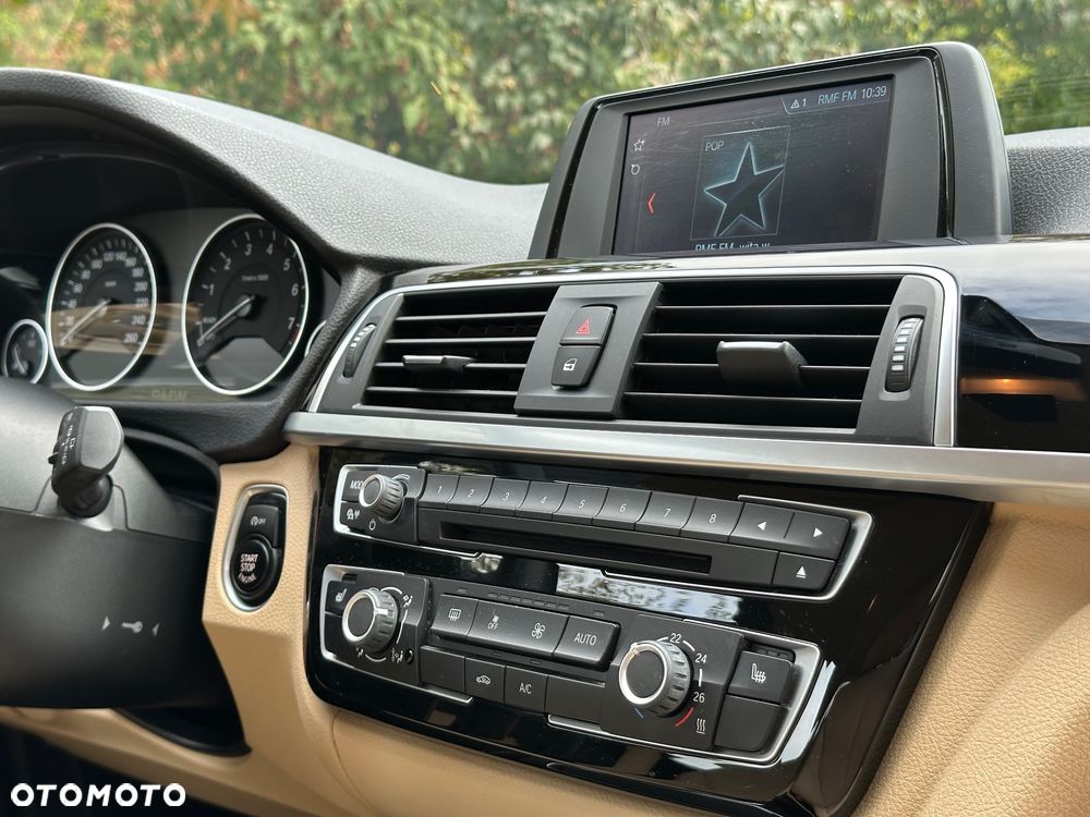BMW Seria 3 320i Advantage - 16