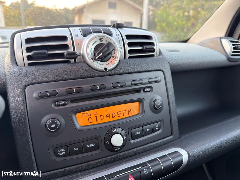 Smart ForTwo Coupé 1.0 mhd Pure 61 - 19