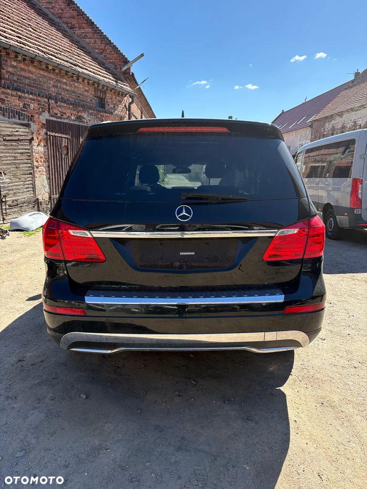 Mercedes-Benz GL - 4