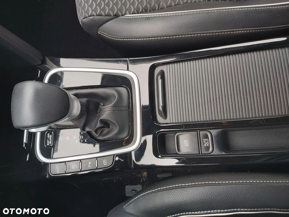 Kia XCeed 1.5 T-GDI L DCT - 12