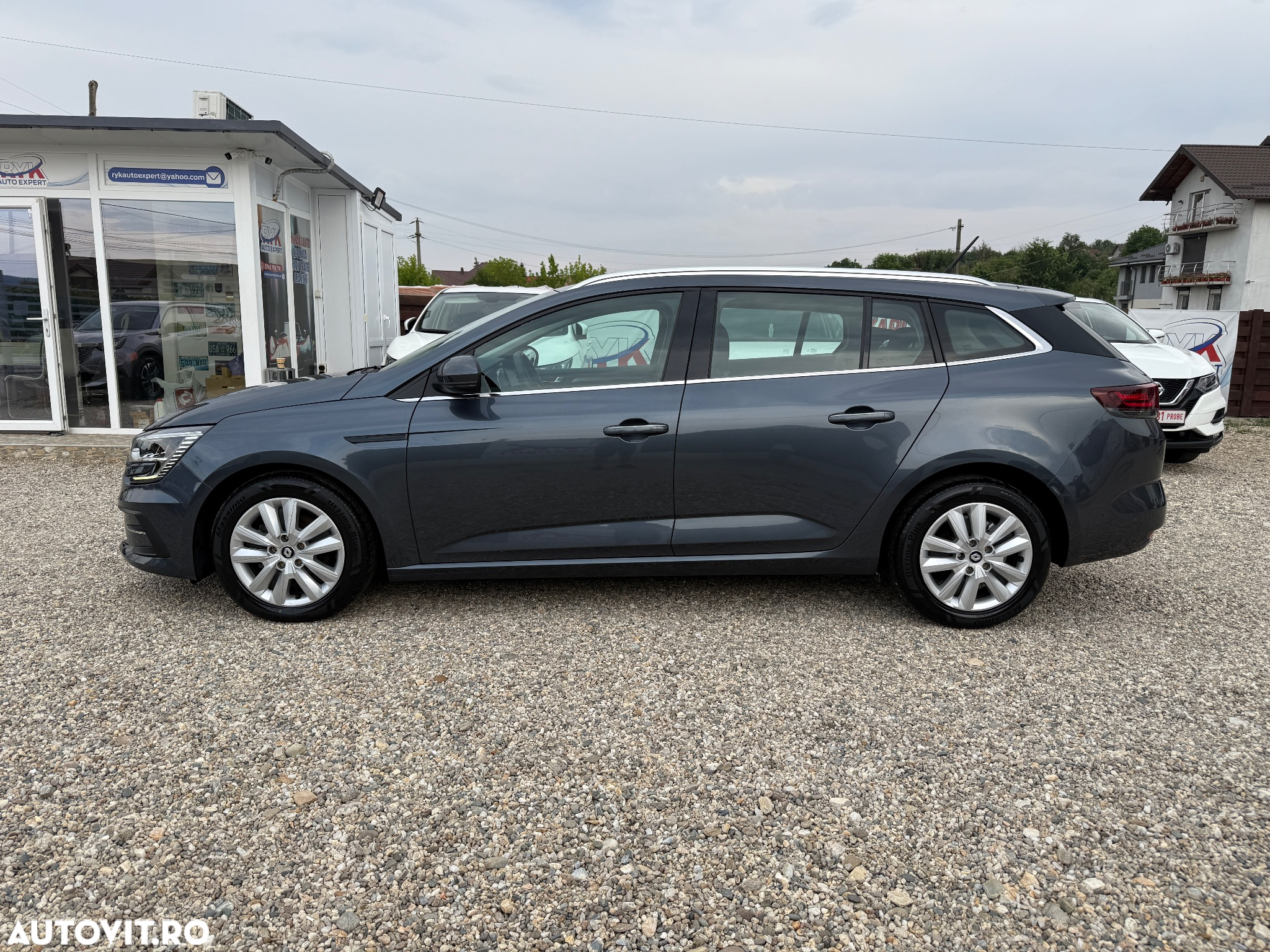 Renault Megane BLUE dCi 115 ZEN - 10