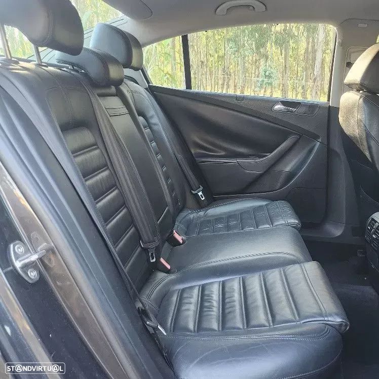 VW Passat 2.0 TDI 4M Highline - 8