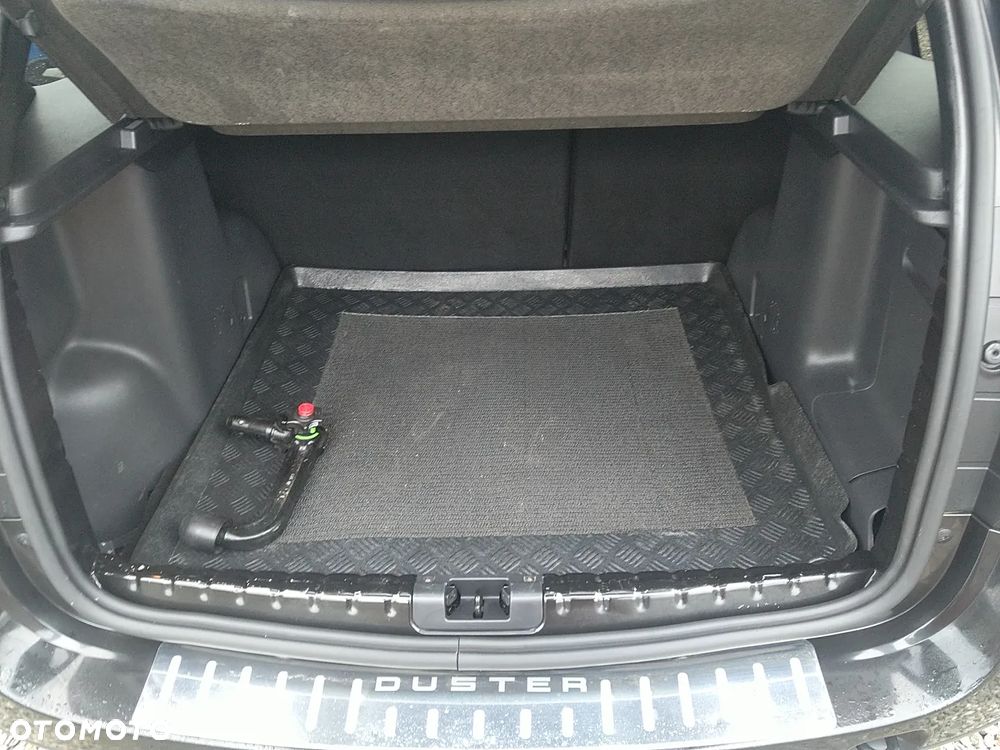 Dacia Duster 1.2 TCe Celebration - 13