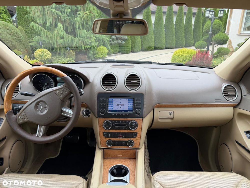 Mercedes-Benz GL 420 CDI - 25