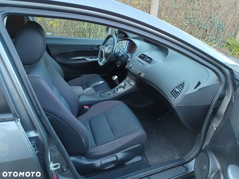 Honda Civic 1.4 Sport - 8