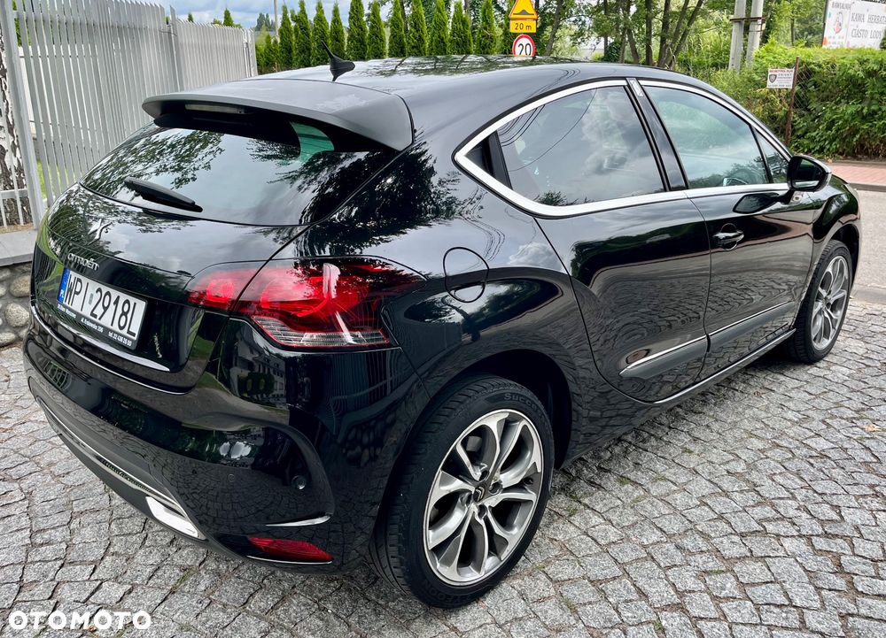 Citroën DS4 1.6 THP SportChic - 11