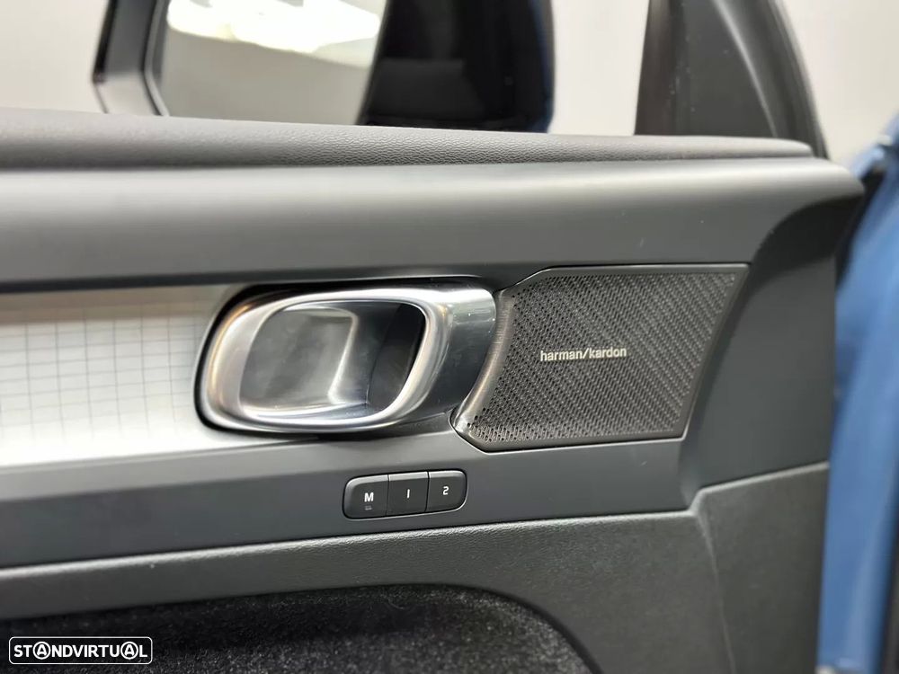 Volvo XC 40 1.5 T4 PHEV R-Design - 30