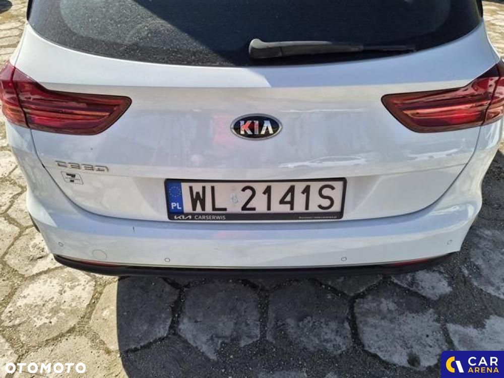 Kia Ceed - 21