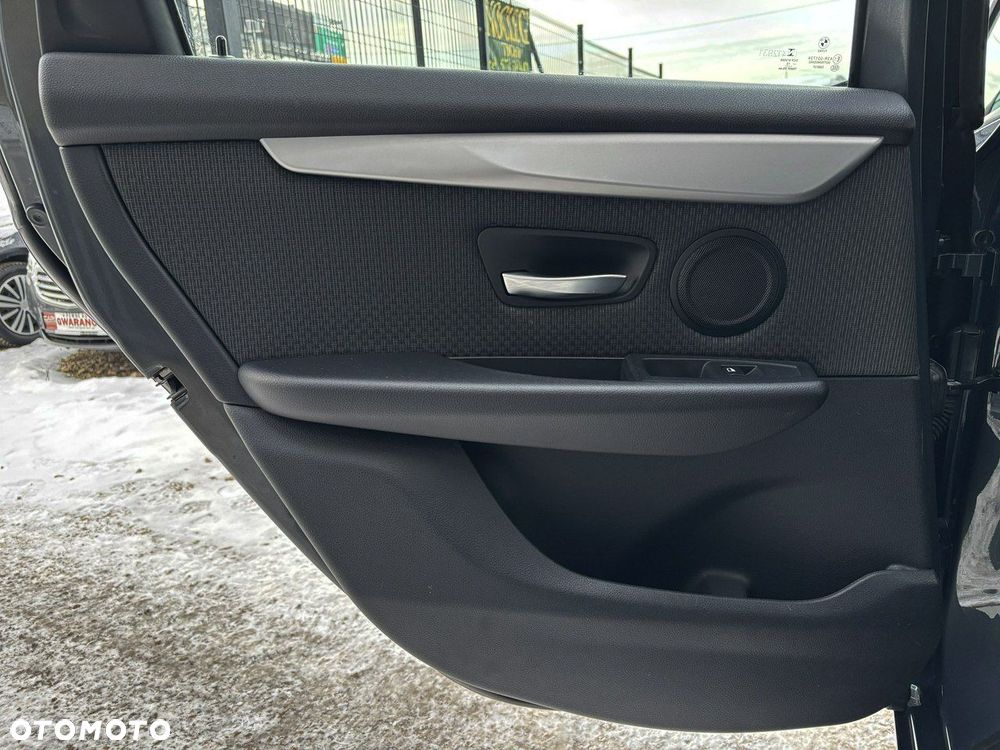 BMW Seria 2 218i Advantage - 16