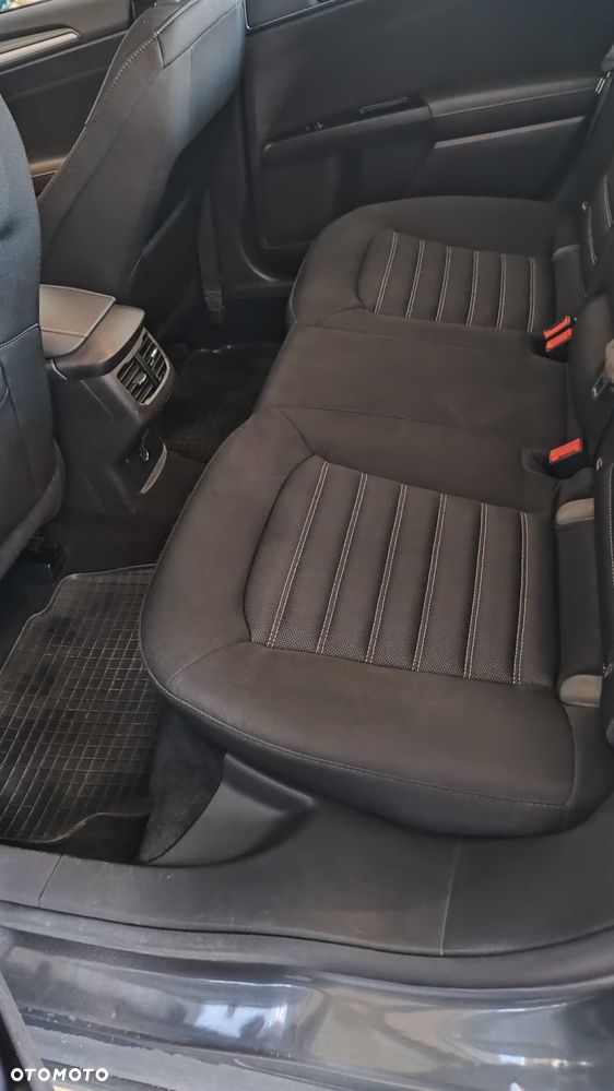 Ford Mondeo 2.0 TDCi Ambiente Plus - 7