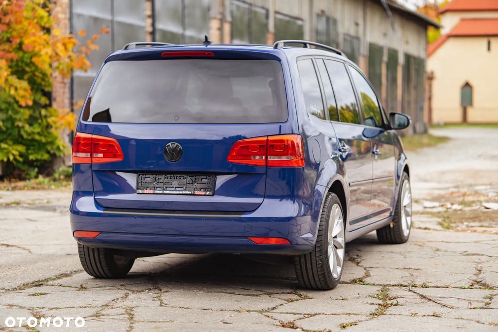 Volkswagen Touran 1.6 TDI DPF BlueMotion Technology DSG Comfortline - 12