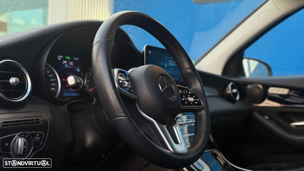 Mercedes-Benz GLC 300 - 8