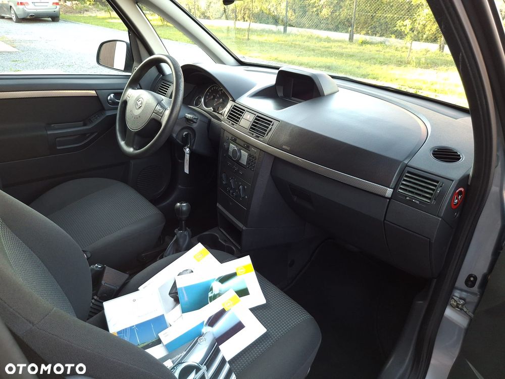 Opel Meriva 1.6 Essentia - 6