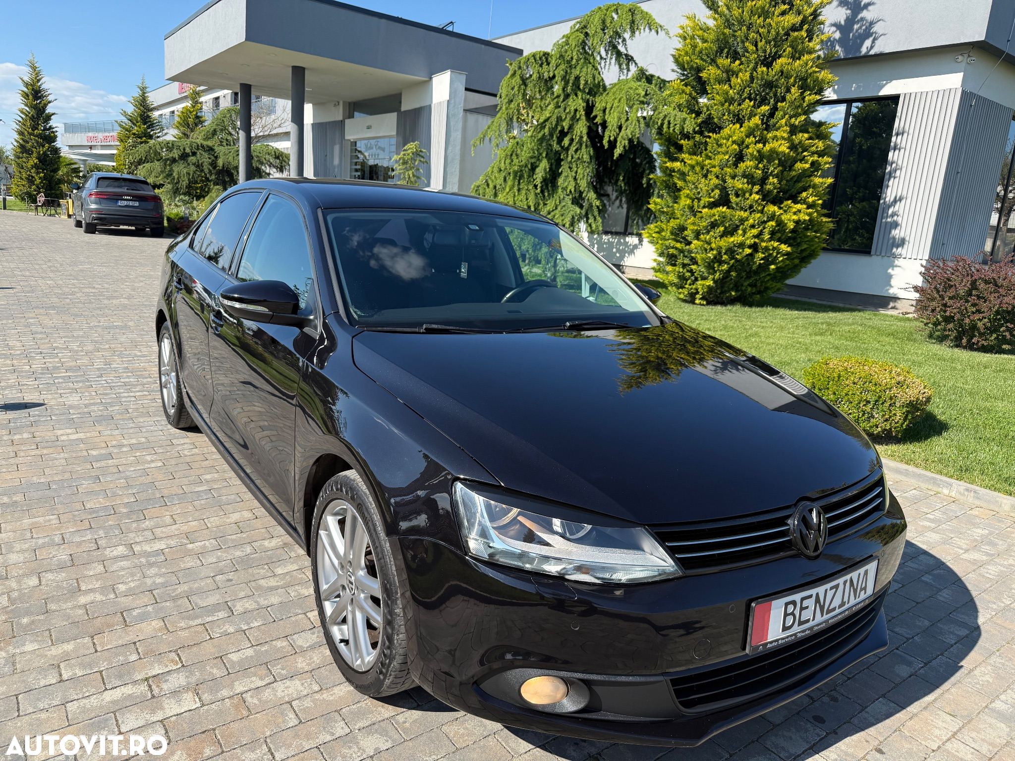 Volkswagen Jetta 1.2 TSI BlueMotion Technology - 4