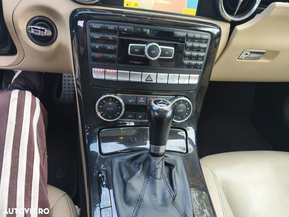 Mercedes-Benz SLK 250 CDI (BlueEFFICIENCY) 7G-TRONIC - 8