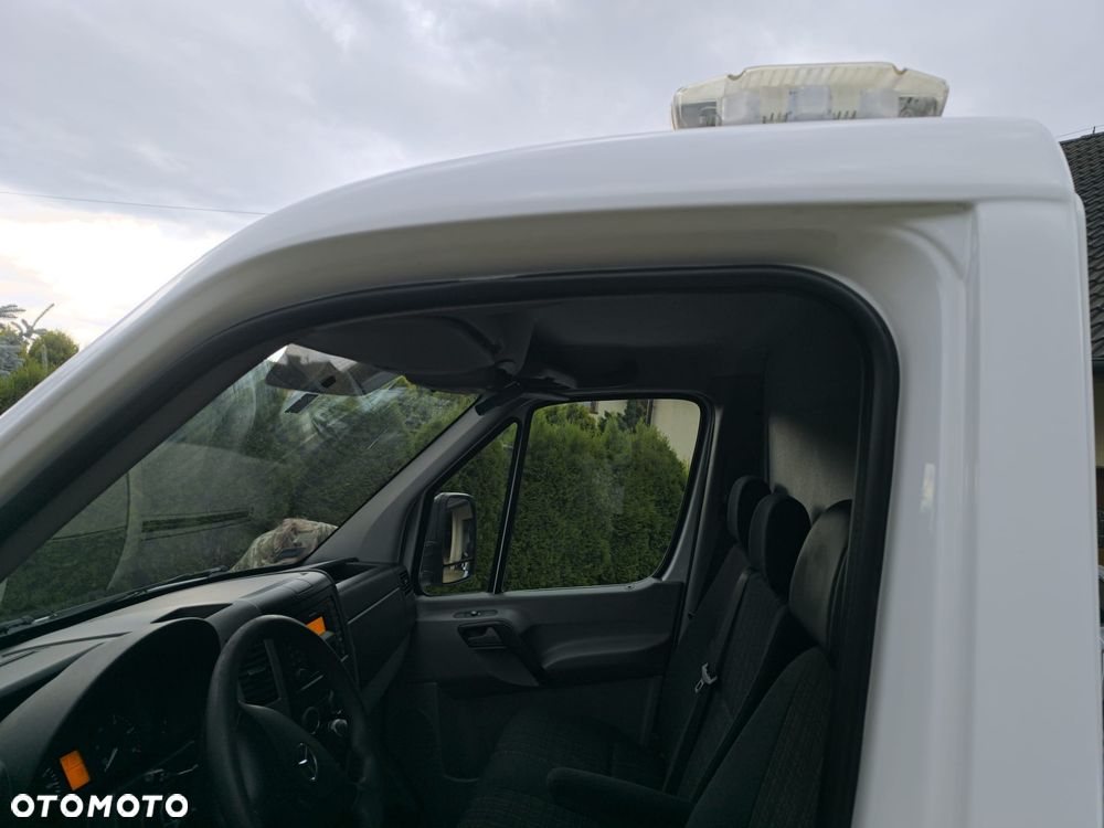 Mercedes-Benz SPRINTER - 22