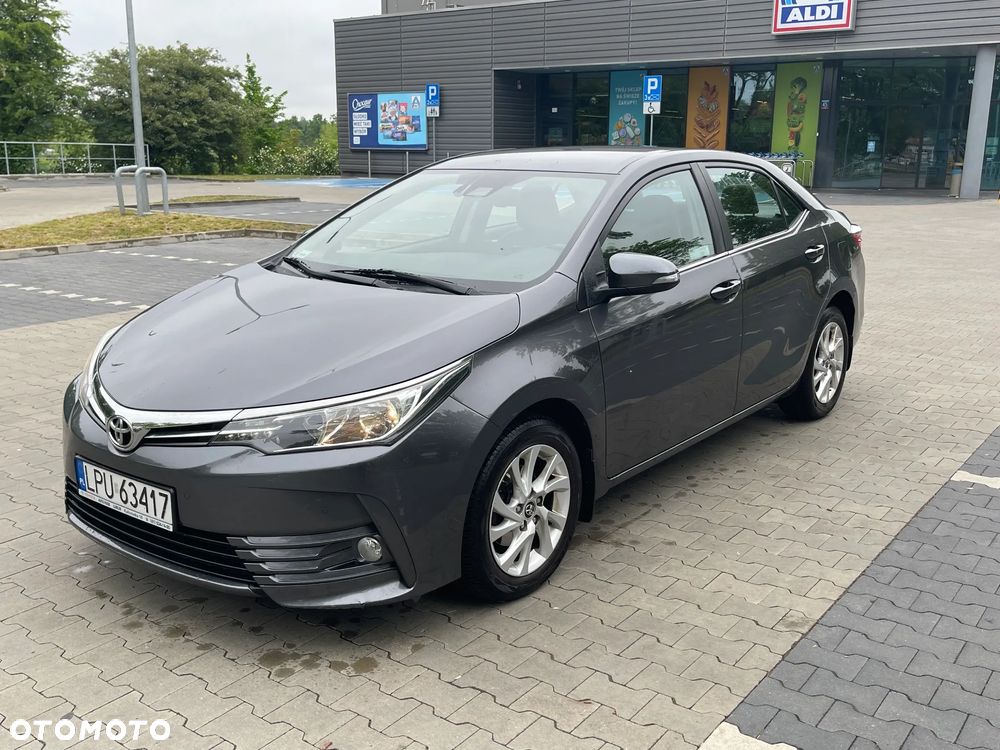 Toyota Corolla 1.6 Comfort - 6