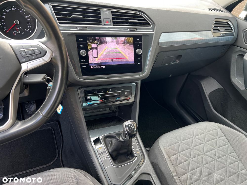 Volkswagen Tiguan 2.0 TDI SCR Life - 16