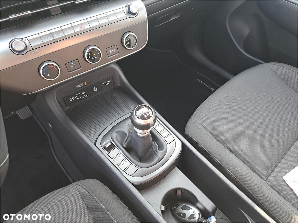 Hyundai Kona - 15