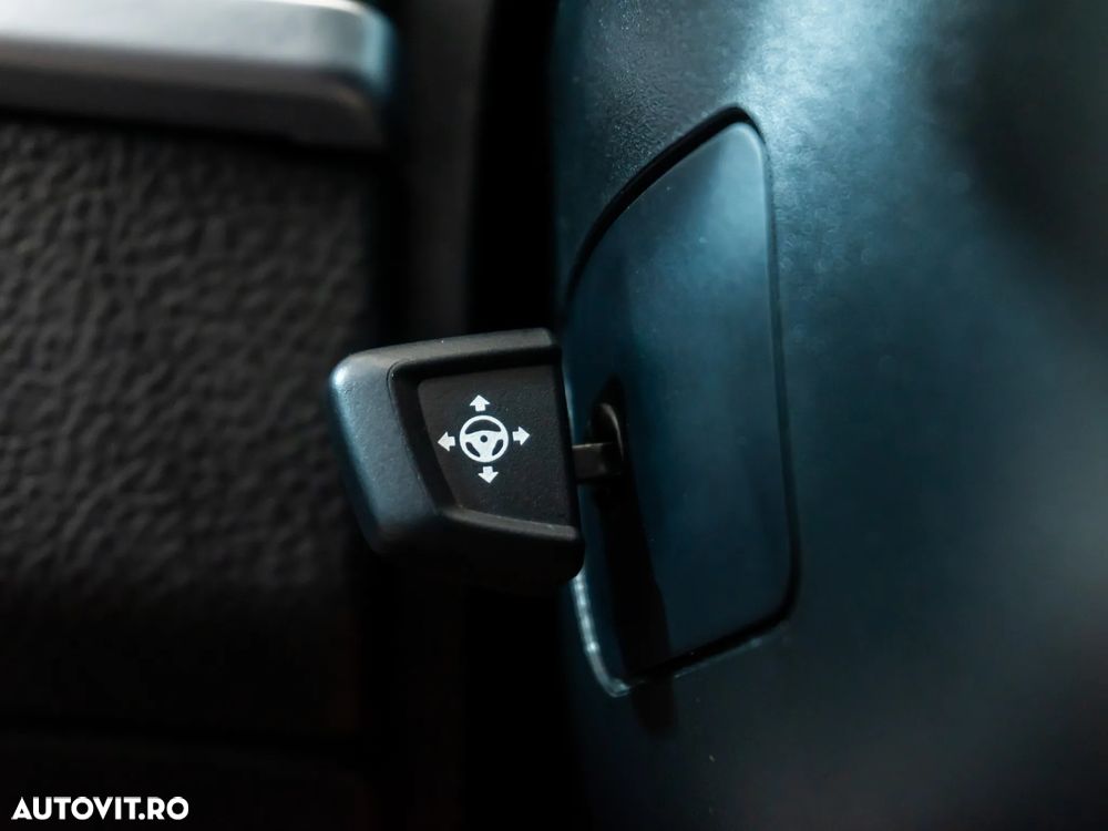 BMW Seria 5 520d AT - 23